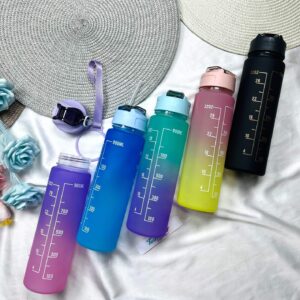 BOUTEILLE D'EAU COLORÉ